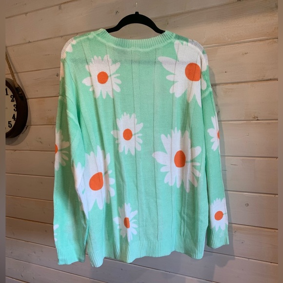 C.Cline | Green Daisy Sweater - Picture 6 of 7